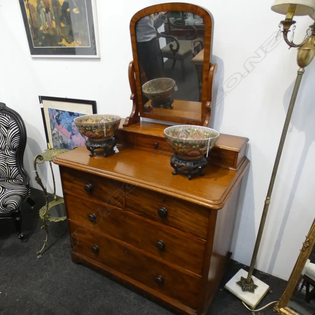 VICTORIAN 4 DRAWER CHEST WITH MIRROR BACK Image 1++