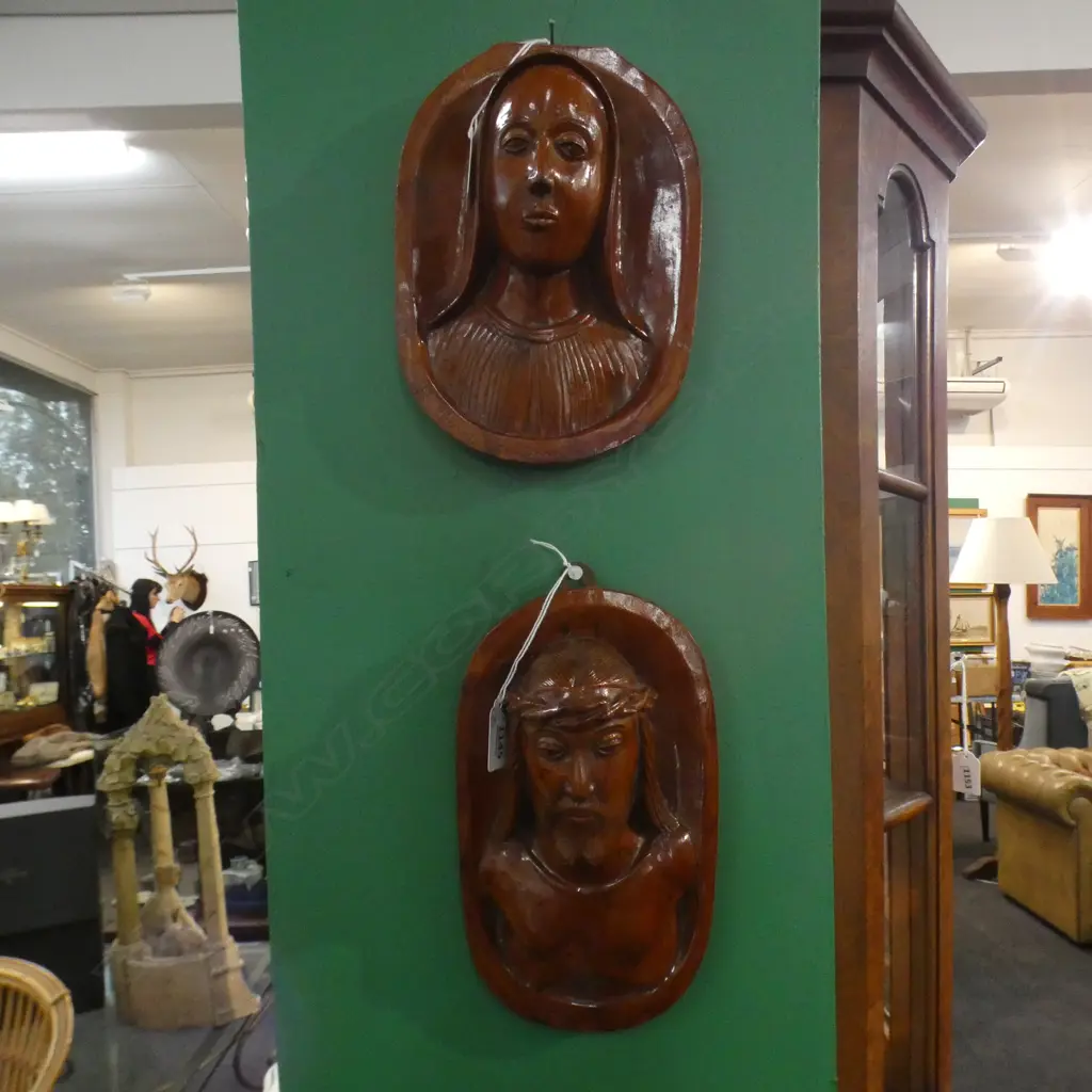 2 LACQUERED  WOODEN WALL PLAQUES BUSTS IN RELIEF OF JESUS AND MARY 220MM HIGH Image 1++