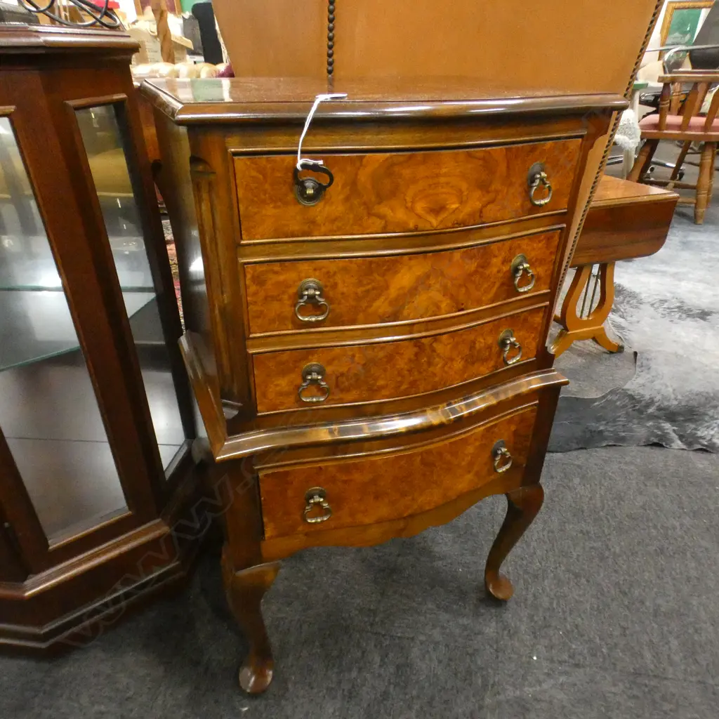 QUEEN ANNE STYLE QUALITY BURR WALNUT BEDSIDE CHEST 4 DRAWER H.770mm  Image 1++