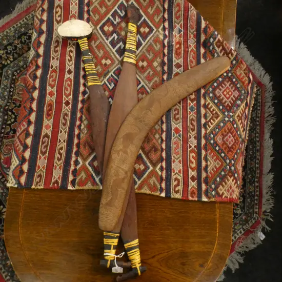 PR ABORIGINAL WOOMERAS L.700mm + BOOMERANG CHISELED w. KANGEROOS 