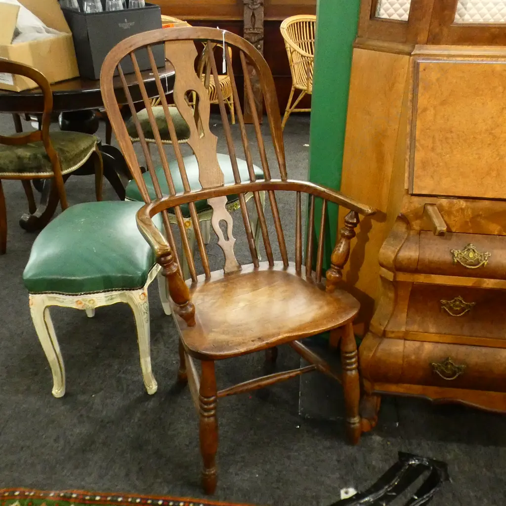 WINDSOR CHAIR Image 1++