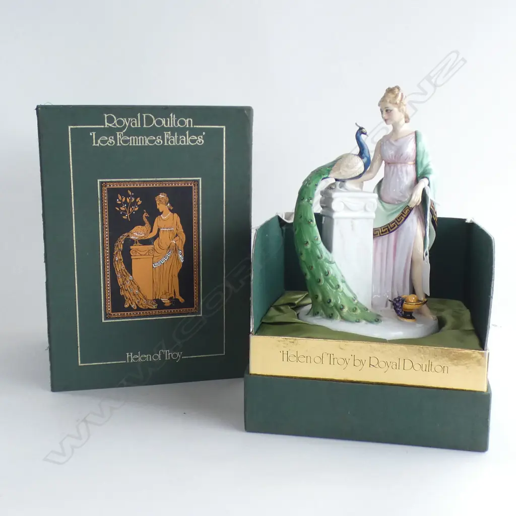 ROYAL DOULTON 'LES FEMMES FATALES' SERIES - HELEN OF TROY (crack to base and in box). Image 1++