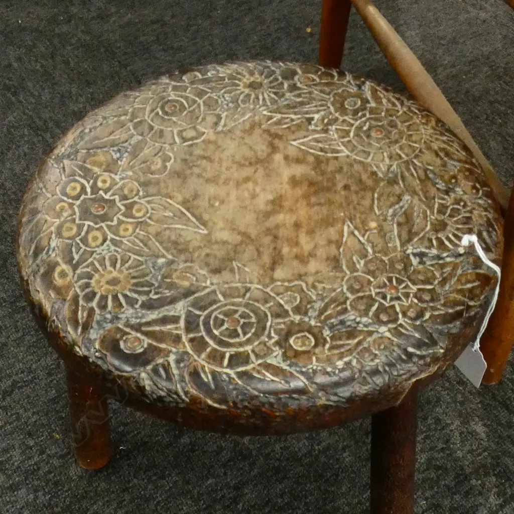 FOLK CARVED WOODEN STOOL H.320mm Image 1++