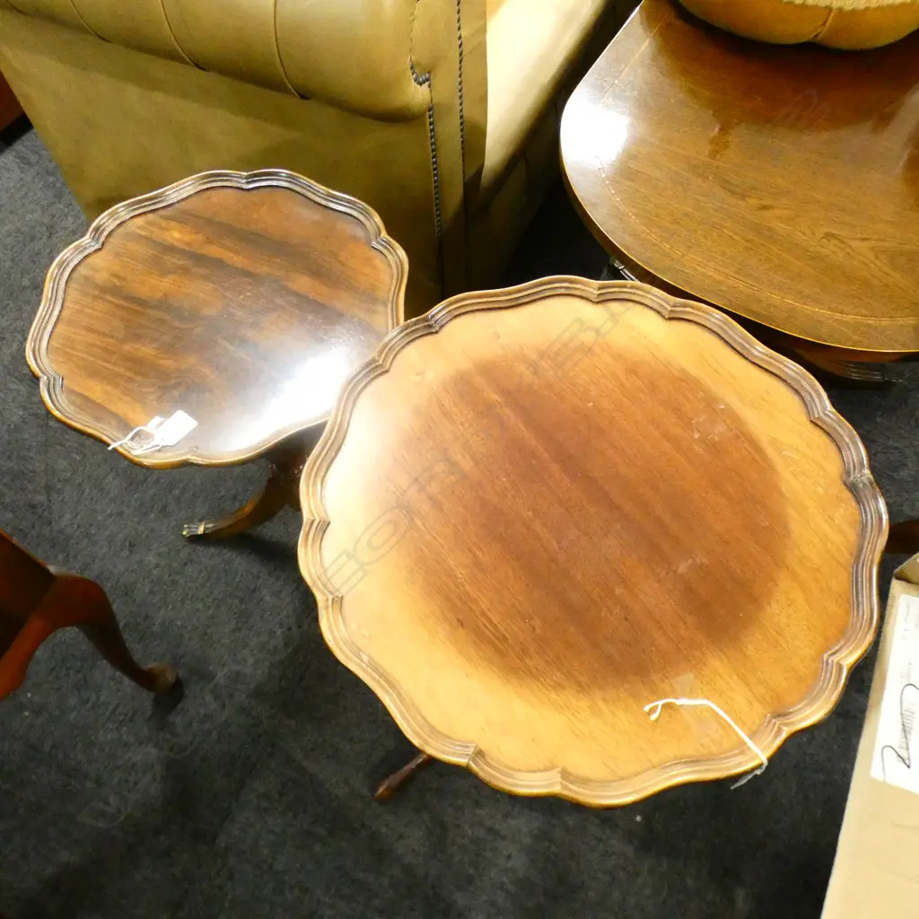 2 1960s MAHOGANY WINE TABLES PEDESTAL BASE  Image 1++