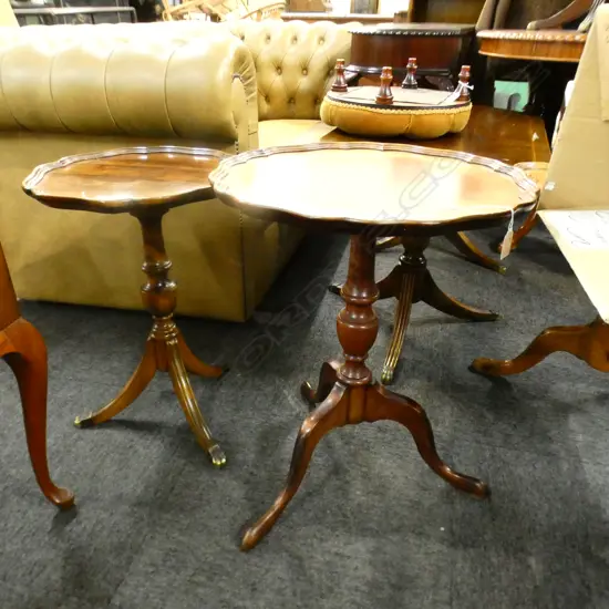 2 1960s MAHOGANY WINE TABLES PEDESTAL BASE 