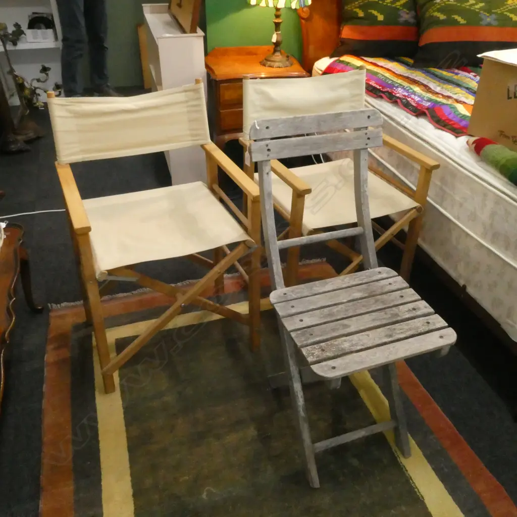 3 FOLDING CHAIRS; PR FABRIC DIRECTORS CHAIRS + WOODEN  Image 1++
