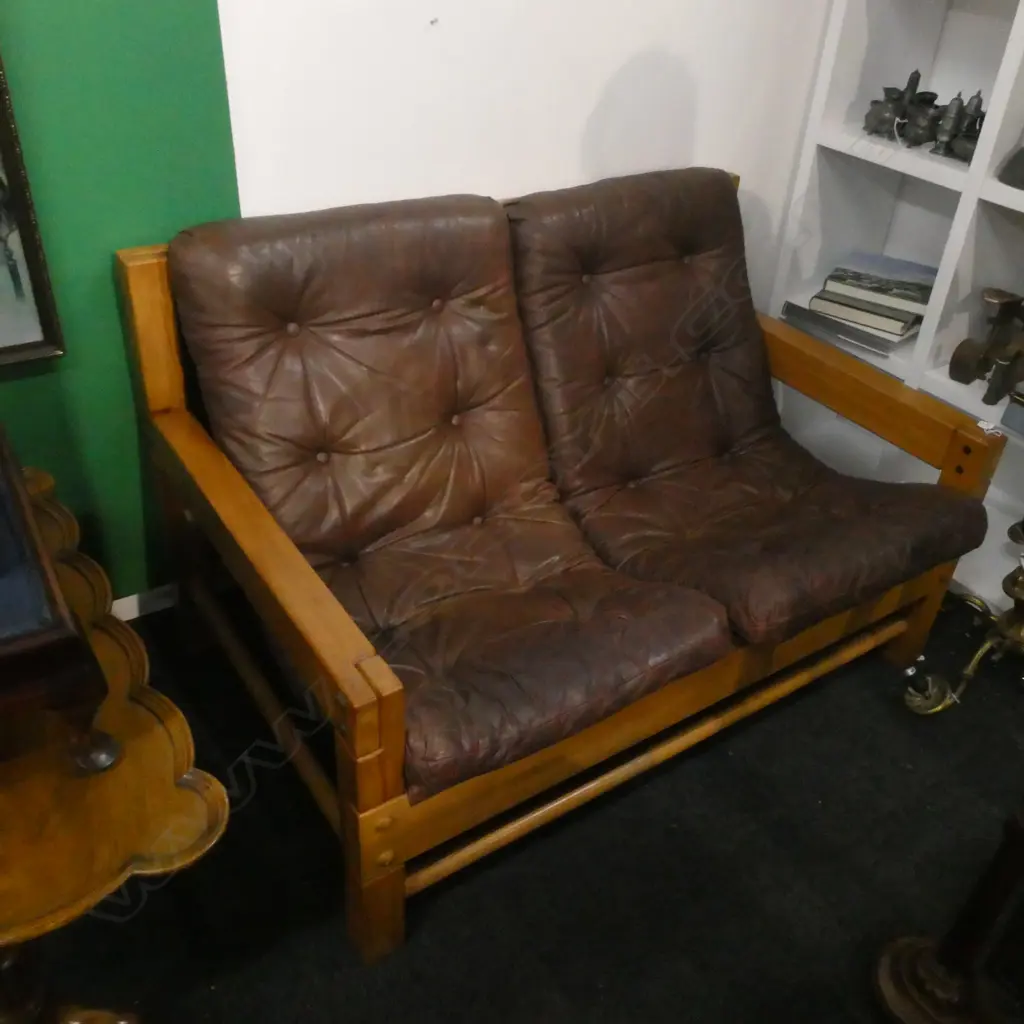 RETRO WOOD FRAMED LEATHER SOFA W.1250mm Image 1++