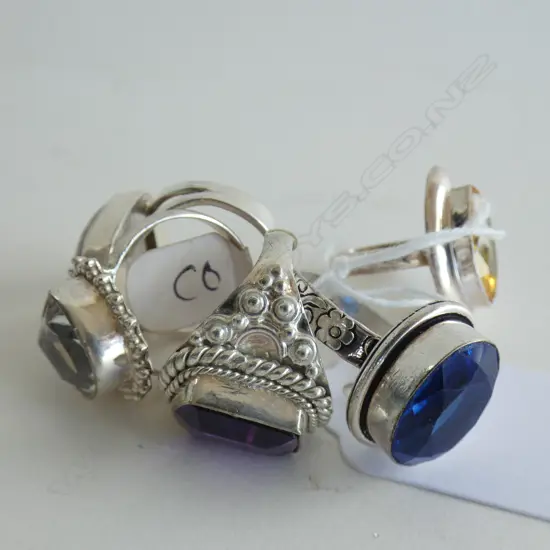 5 STG RINGS w. LARGE STONES 35 GRAMS