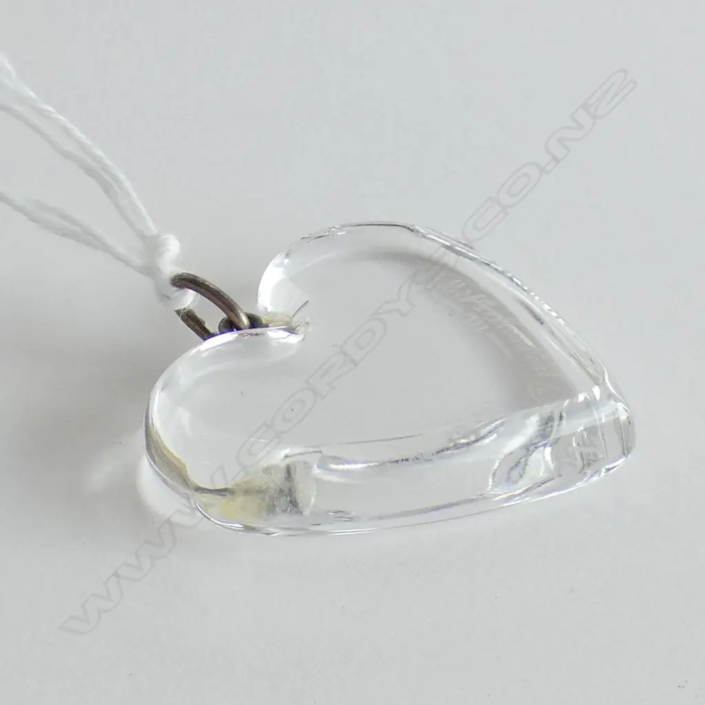 VAL SAINT LAMBERT LG GLASS HEART PENDANT - W 35MM IN ORIGINAL BOX Image 1++