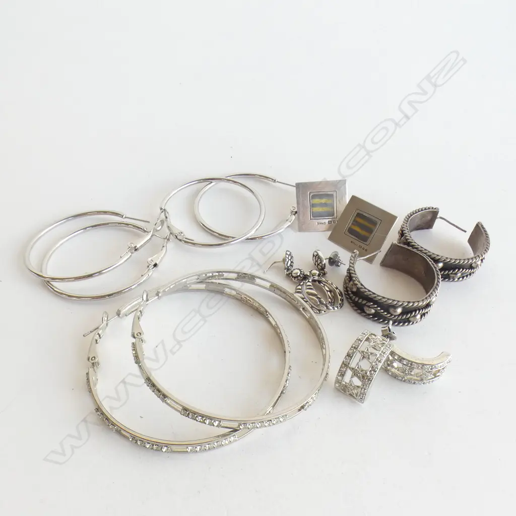 BAG ASST EARRINGS INCL LG RHINESTONE HOOPS & STG SILVER Image 1++
