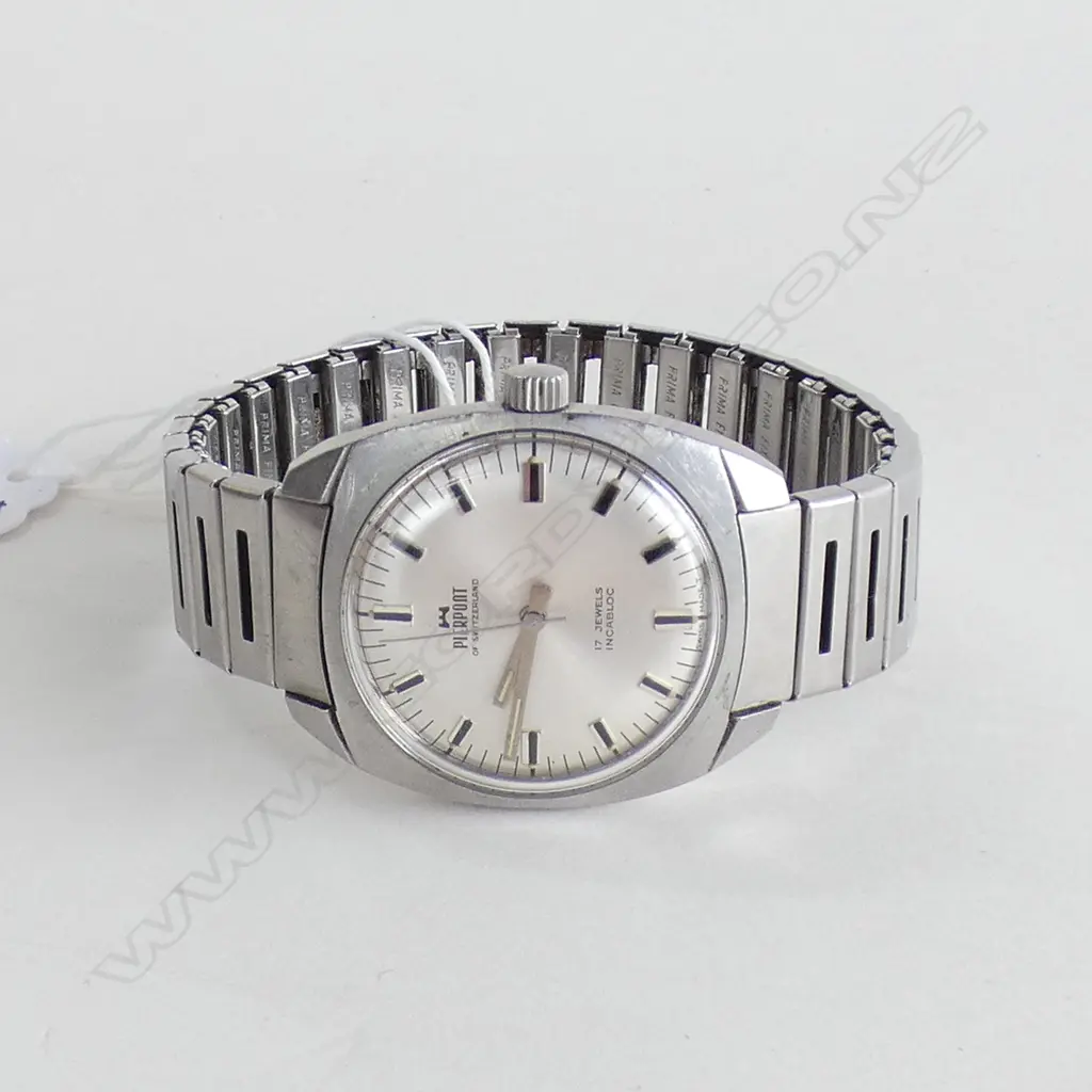 PIERPONT 1970'S GENT'S WRISTWATCH. RUNNING. Expanding bracelet strap Image 1++