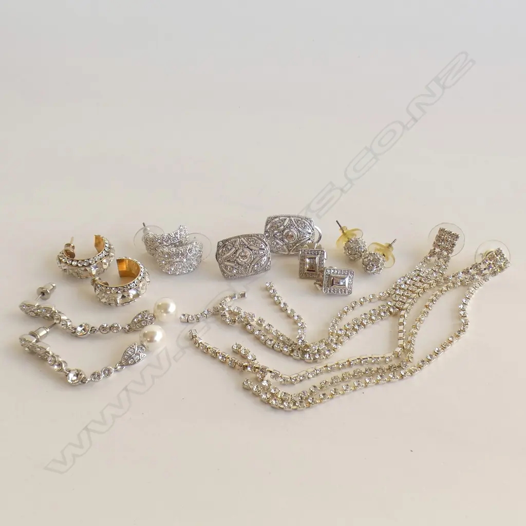 7 PR DIAMANTE COSTUME JEWELLERY EARRINGS INCL 3 STRAND 150CM DROP EARRINGS Image 1++