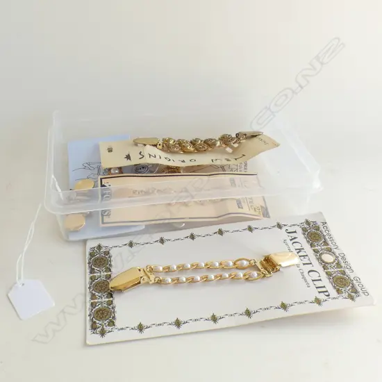 BOX COSTUME JEWELLERY JACKET CLIPS- SOME NEW ON CARD