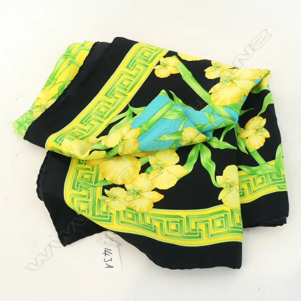 VERSACE SILK SCARF 850 x 850mm Image 1++