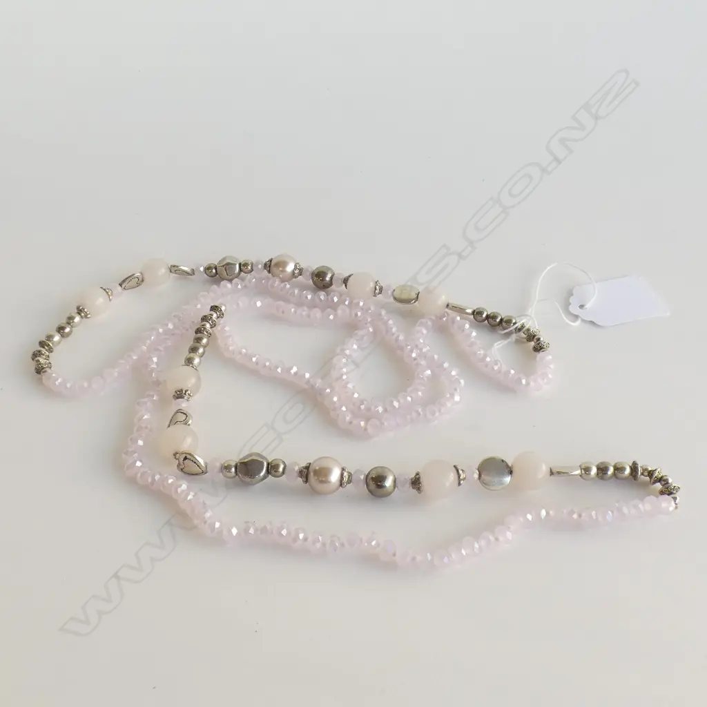 LONG SINGLE STRAND MIXED PINK STONE & SILVER NECKLACE  Image 1++