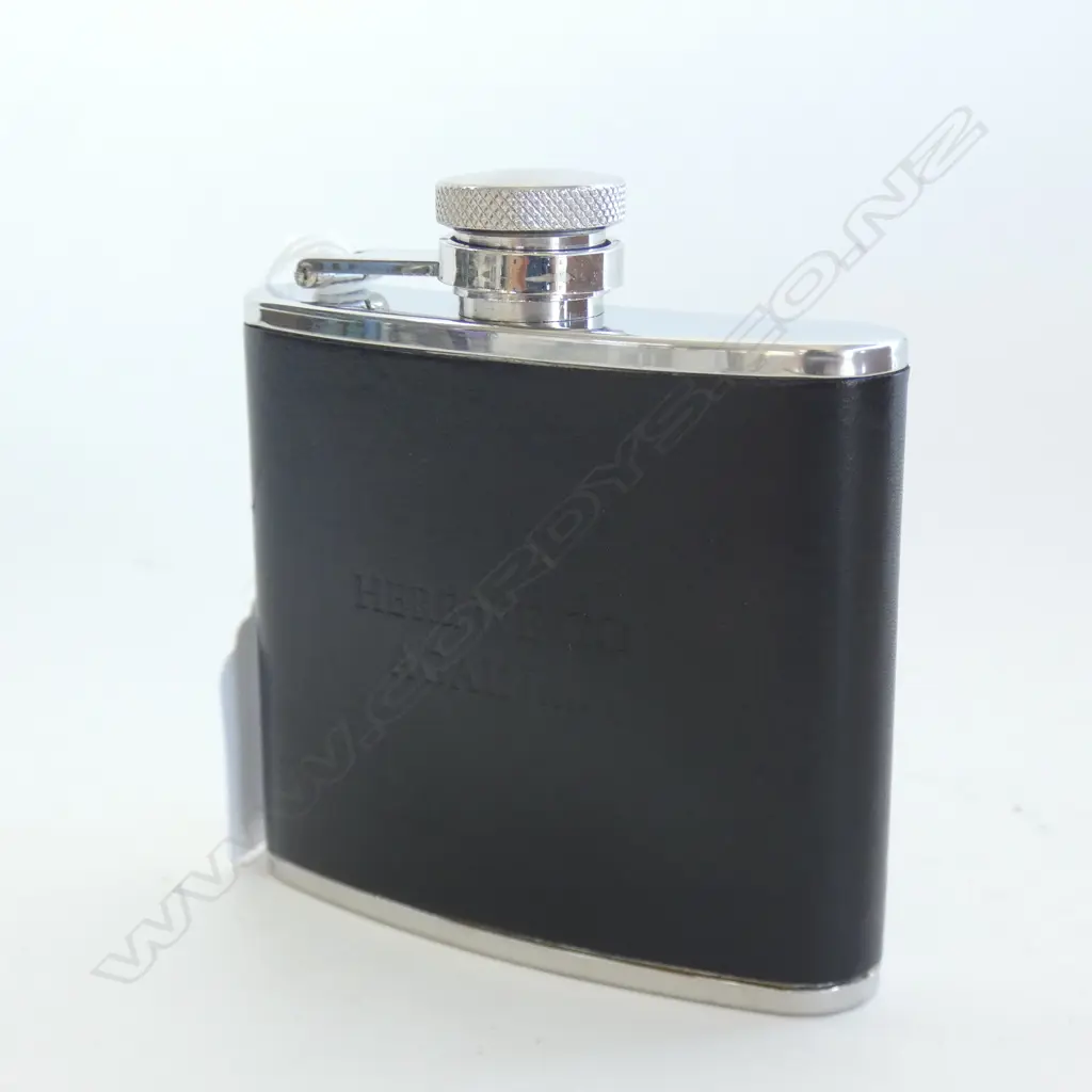 ITALIAN LEATHER AND CHROME HIP FLASK Image 1++