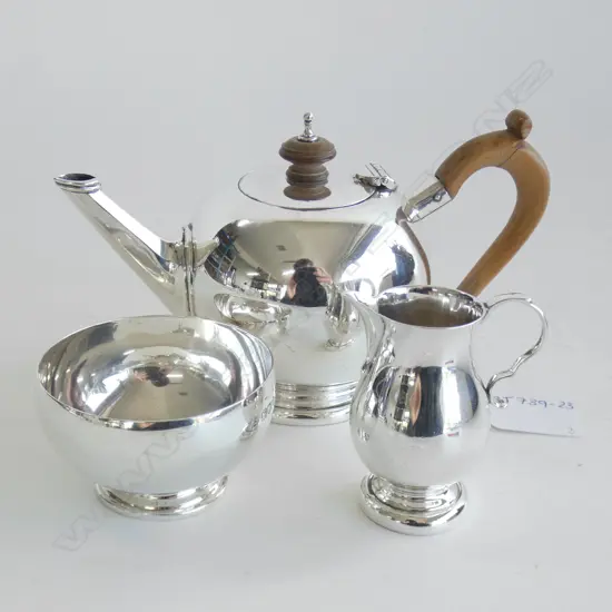 STG SILVER 3 PCS TEA FOR ONE SET; TEAPOT, JUG & BOWL - LONDON 1907/8  328GMS 