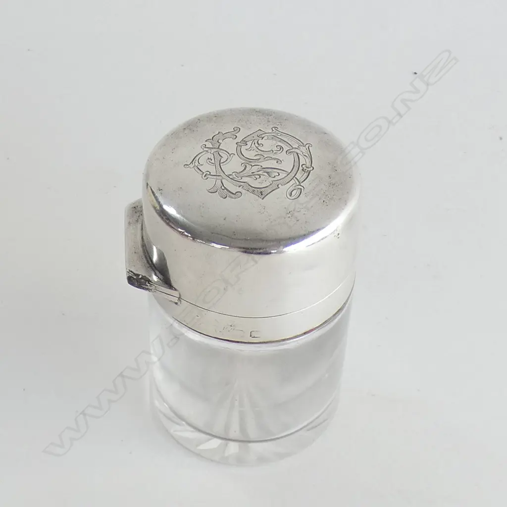SILVER & CUT GLASS SLATS VANITY JAR. Tiny chip to glass Image 1++
