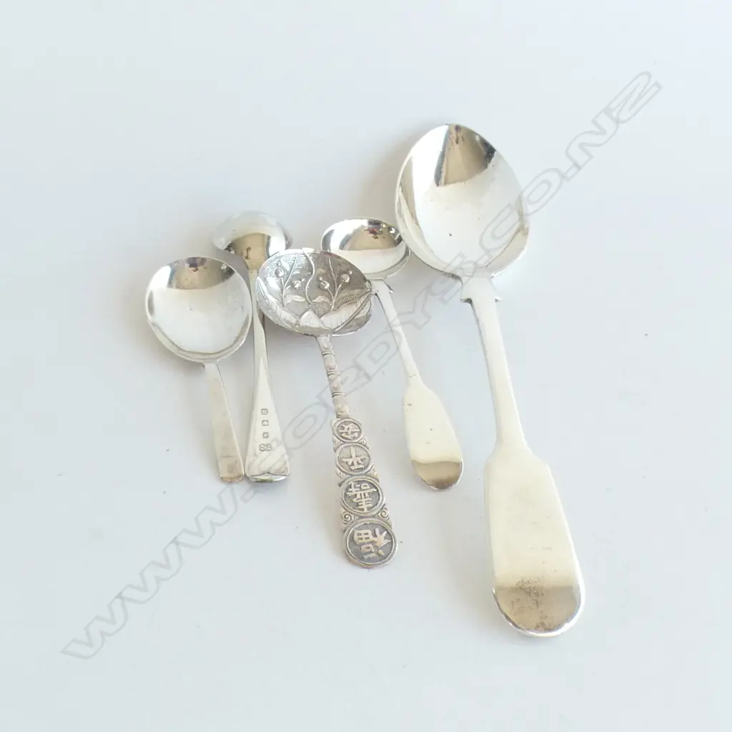 5 ANTIQUE SILVER SPOONS. CADDY. CHINESE. 2 SALTS + DESSERT Image 1++