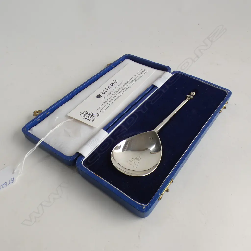 MODERN SILVER REPLICA OF EARLY ELIZABETHAN SPOON - BOXED LONDON 1977 Image 1++