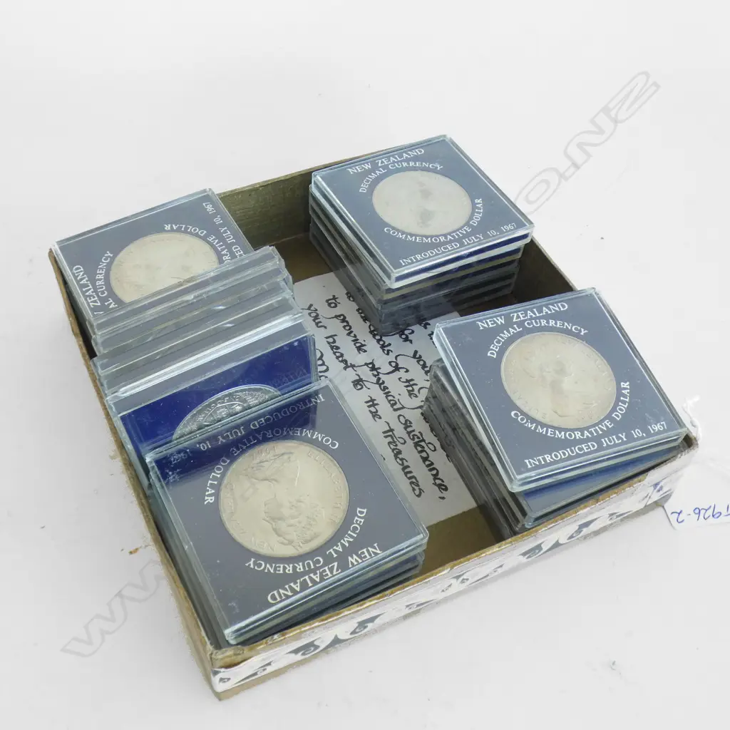 25 NZ MINT UNC 1967 $1 DOLLAR COINS, CASED Image 1++