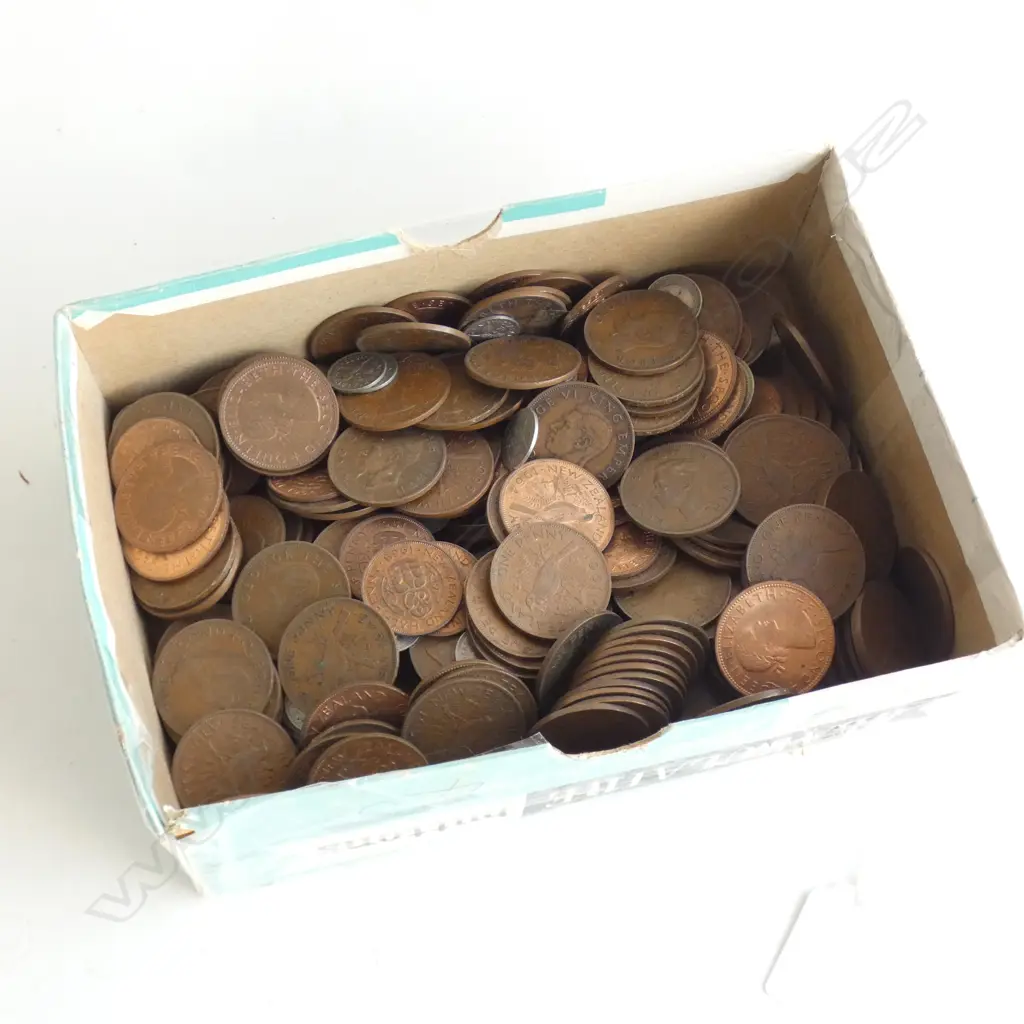 2.7 KG ASST. VINTAGE NZ COINS MOSTLY COPPER PENNIES Image 1++