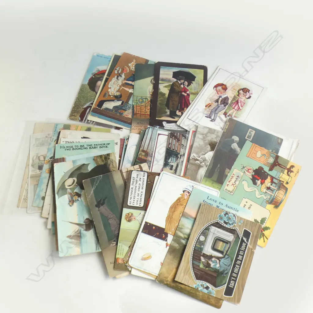 ASST. ANTIQUE HUMOROUS POSTCARDS Image 1++