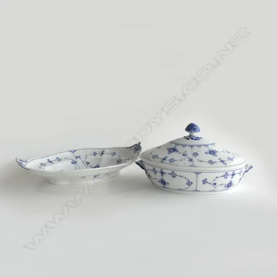ROYAL COPENHAGEN BLUE LACE LIDDED TUREEN & OVAL DISH