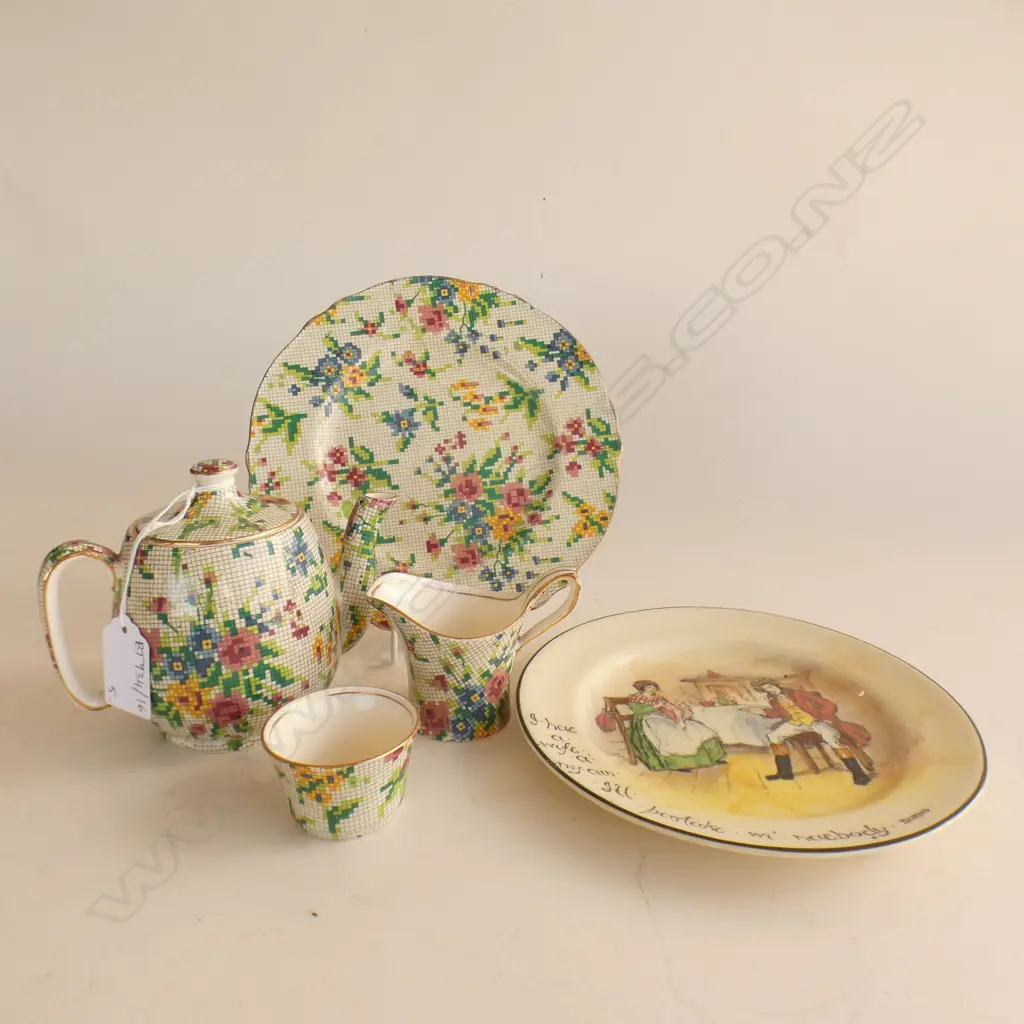 4 PCE ROYAL WINTON QUEEN ANNE NEEDLEPOINT PATTERN + ROYAL DOULTON 'BURNS' PLATE Image 1++