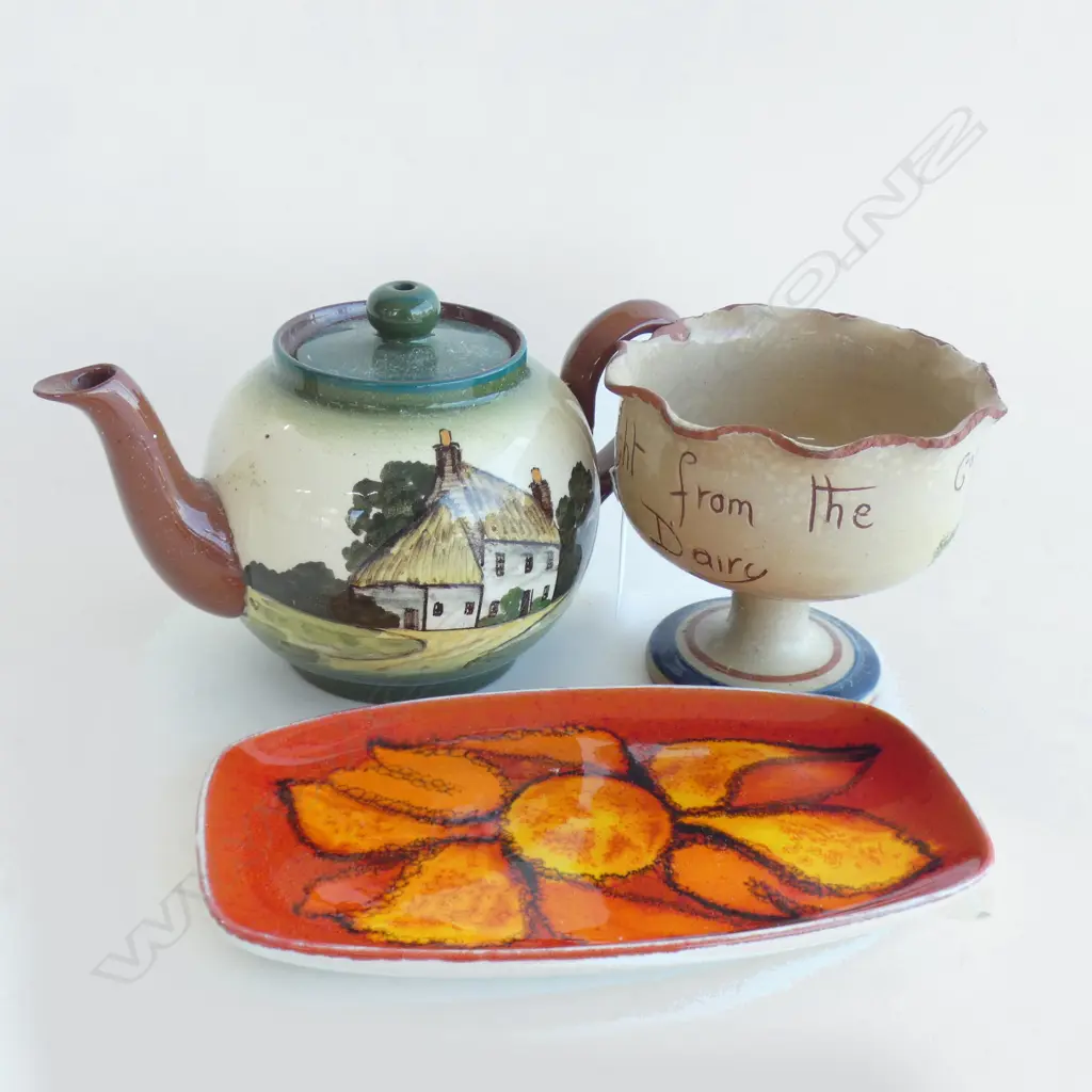 2 PCES TORQUAY WARE (1 AF) + POOLE DISH L.175mm Image 1++