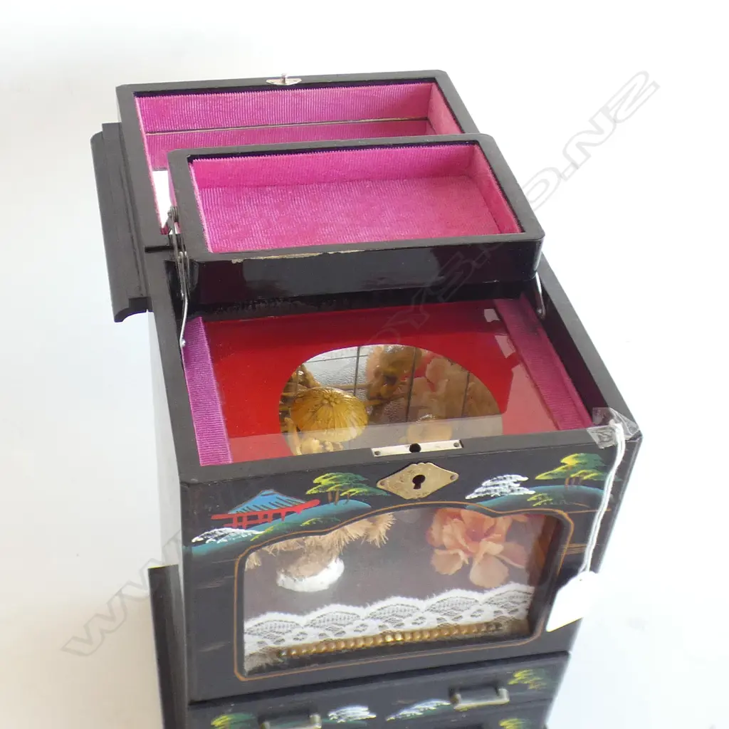 LG ORIENTAL BLACK LACQUER MUSIC BOX WITH RICKSHAW SCENE - COMPARTMENT AT 2 + 2 DRAWERS H305 W 225MM Image 1++