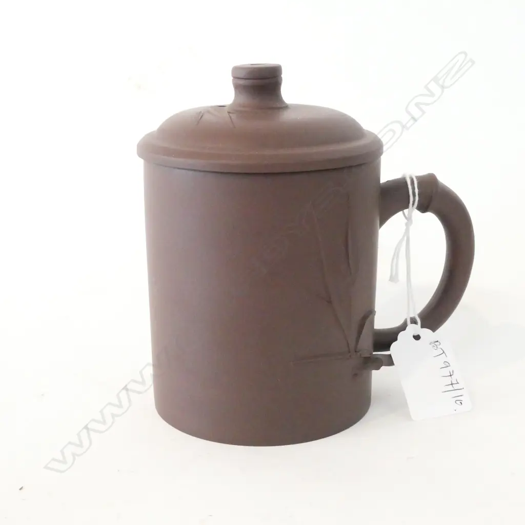 CHINESE ZISHA LIDDED MUG Image 1++