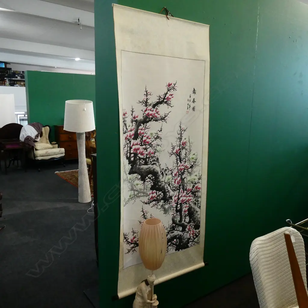 ORIENTAL BLOSSOM SCROLL Image 1++