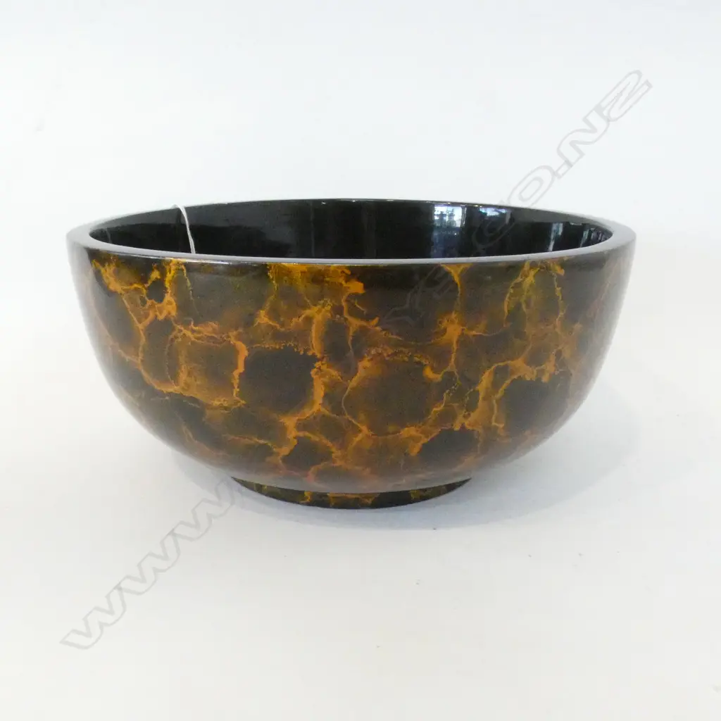 JAPANESE LACQUER BOWL 240mm dia Image 1++