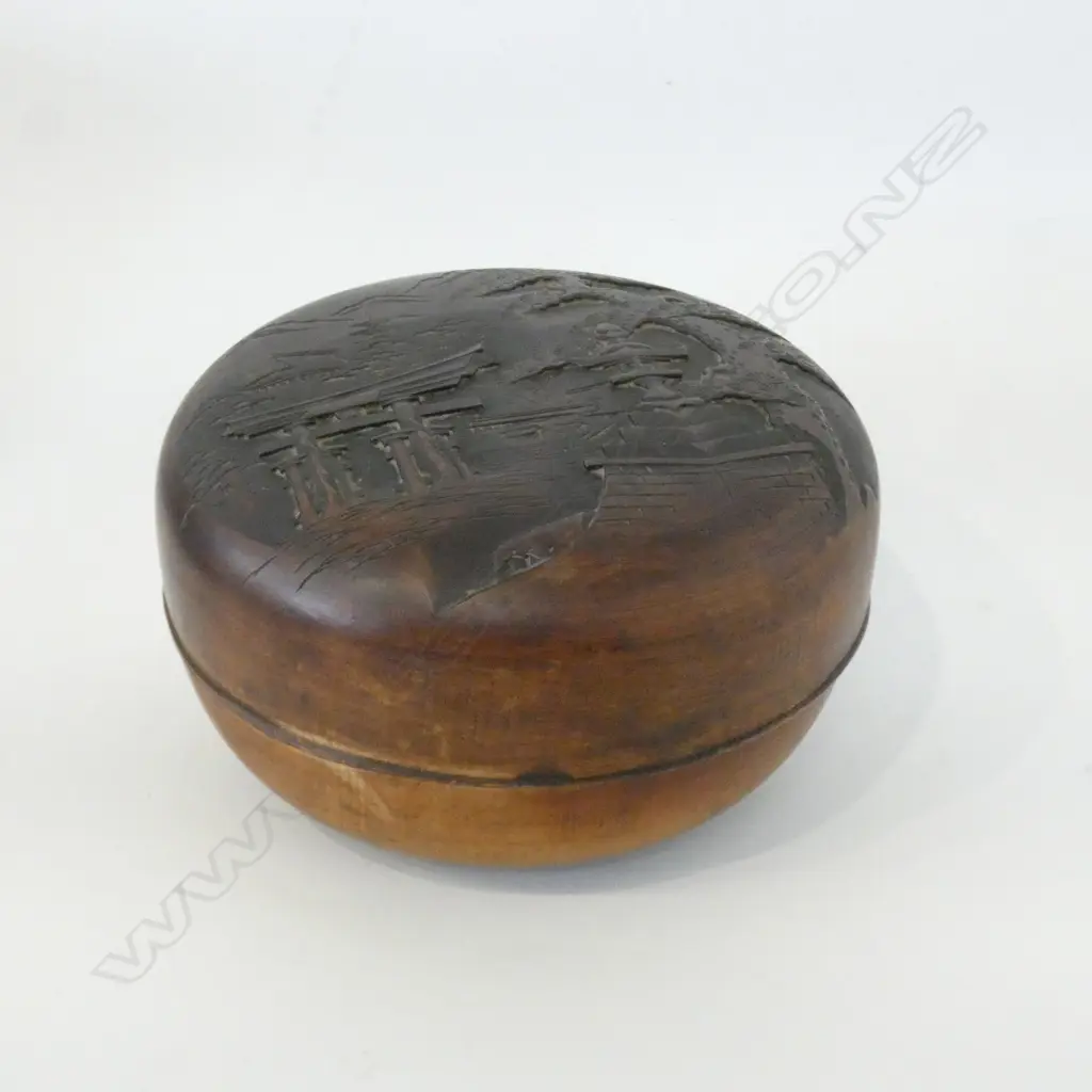 ORIENTAL CARVED ANTIQUE LIDDED WOODEN BOWL 165mm dia Image 1++