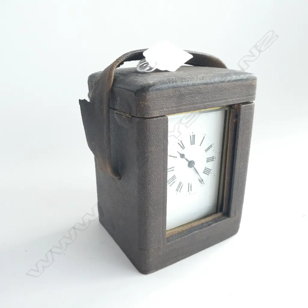ANTIQUE FRENCH BRASS CARRIAGE CLOCK IN LEATHER CASE w. KEY Image 1++