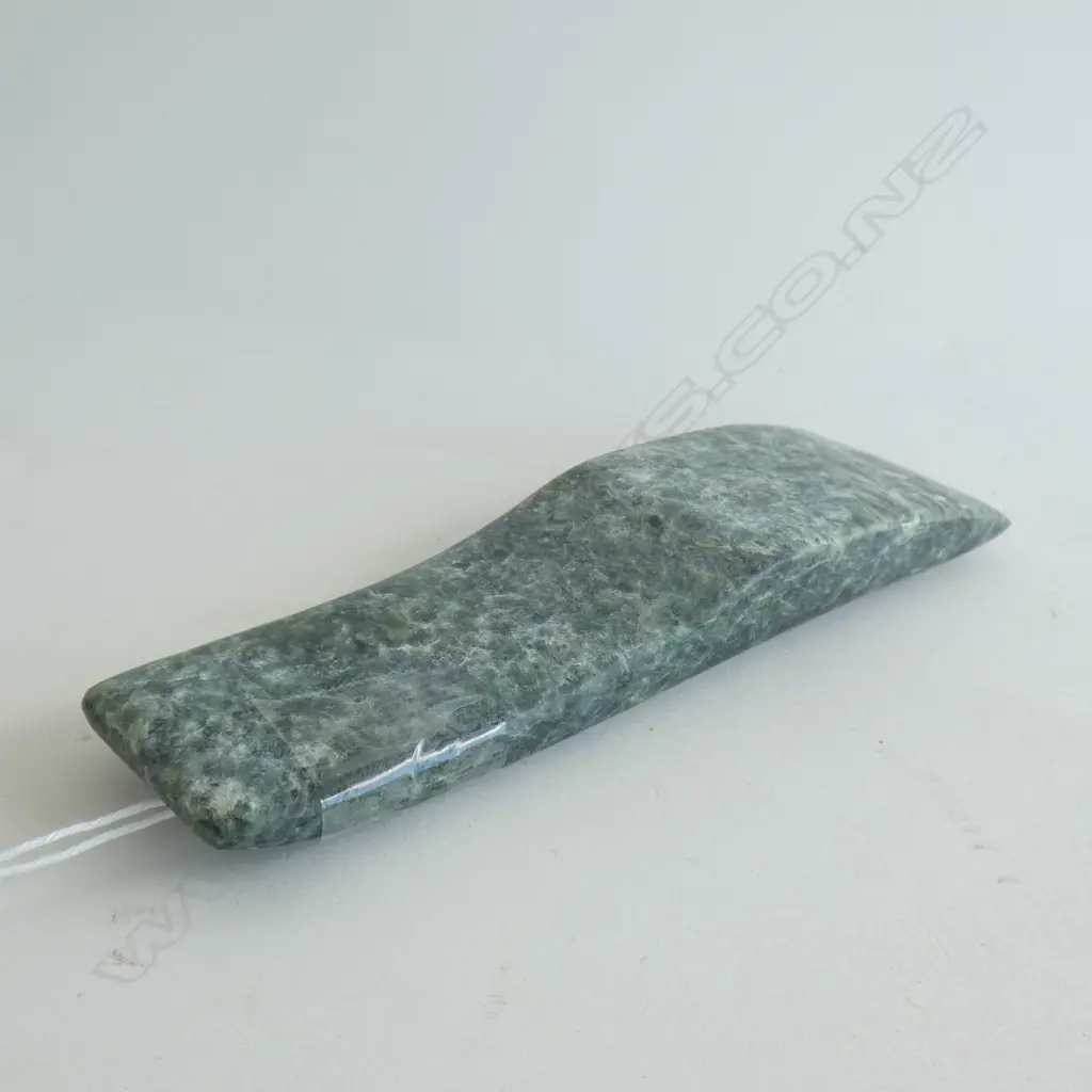 GREEN QUARTZ ADZE L.145mm Image 1++