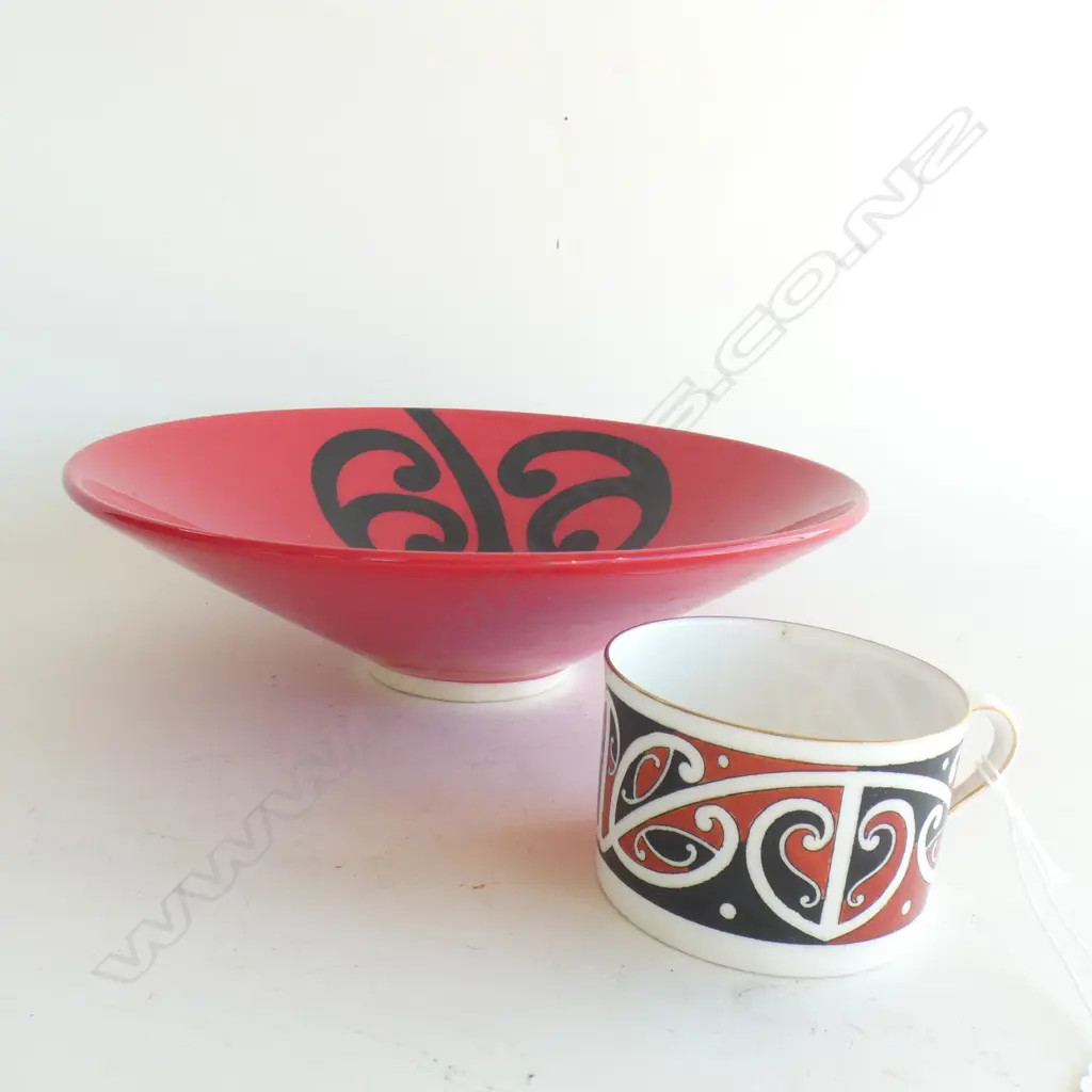 ROYAL DOULTON 'MAORI ART' CUP AF HAIRLINES + RED BOWL w. MAORI DESIGN 250mm dia Image 1++