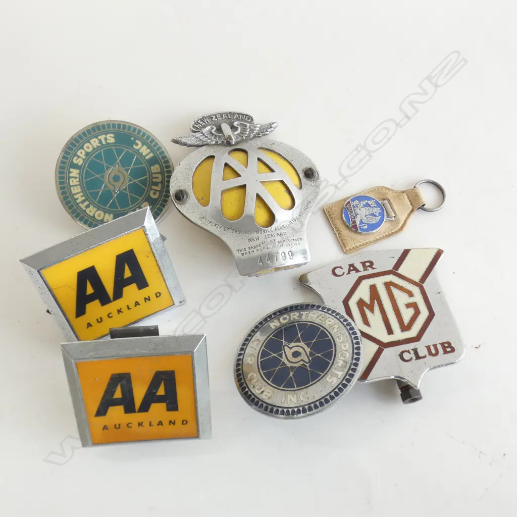 ASST. VINTAGE CAR PLATES; AA, MG CLUB ETC Image 1++