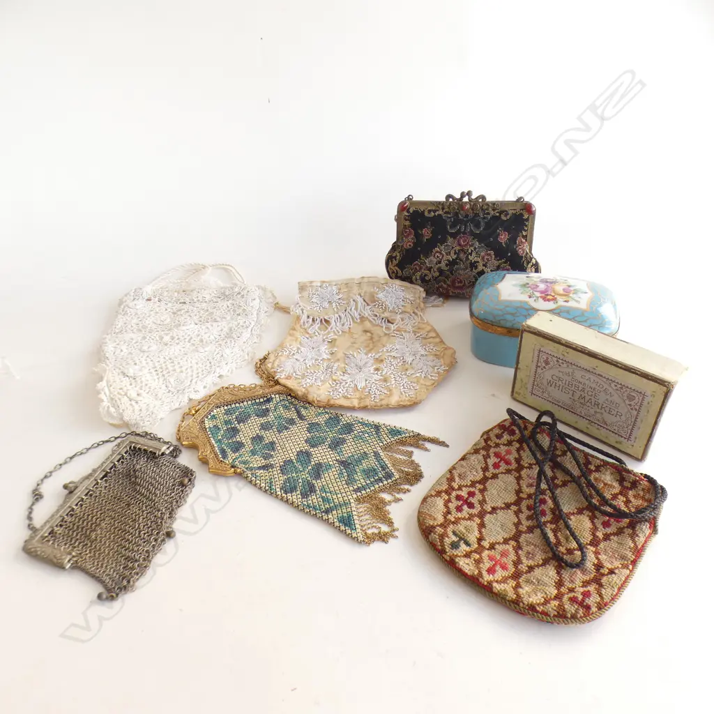 6 ASST. VINTAGE PURSES + FRENCH LIDDED CONTAINER & CRIBBAGE MARKER Image 1++