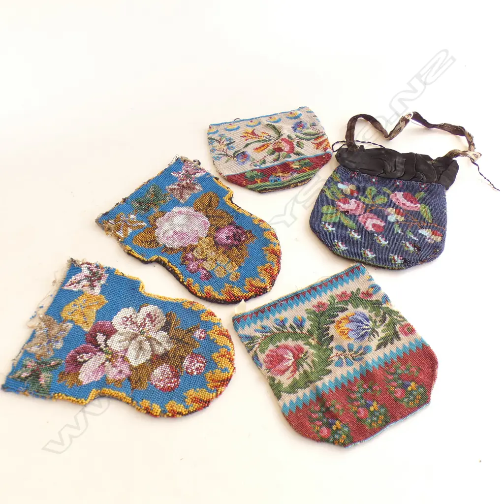 3 ANTIQUE BEADED PURSES some af + 2 BEADED PANELS Image 1++
