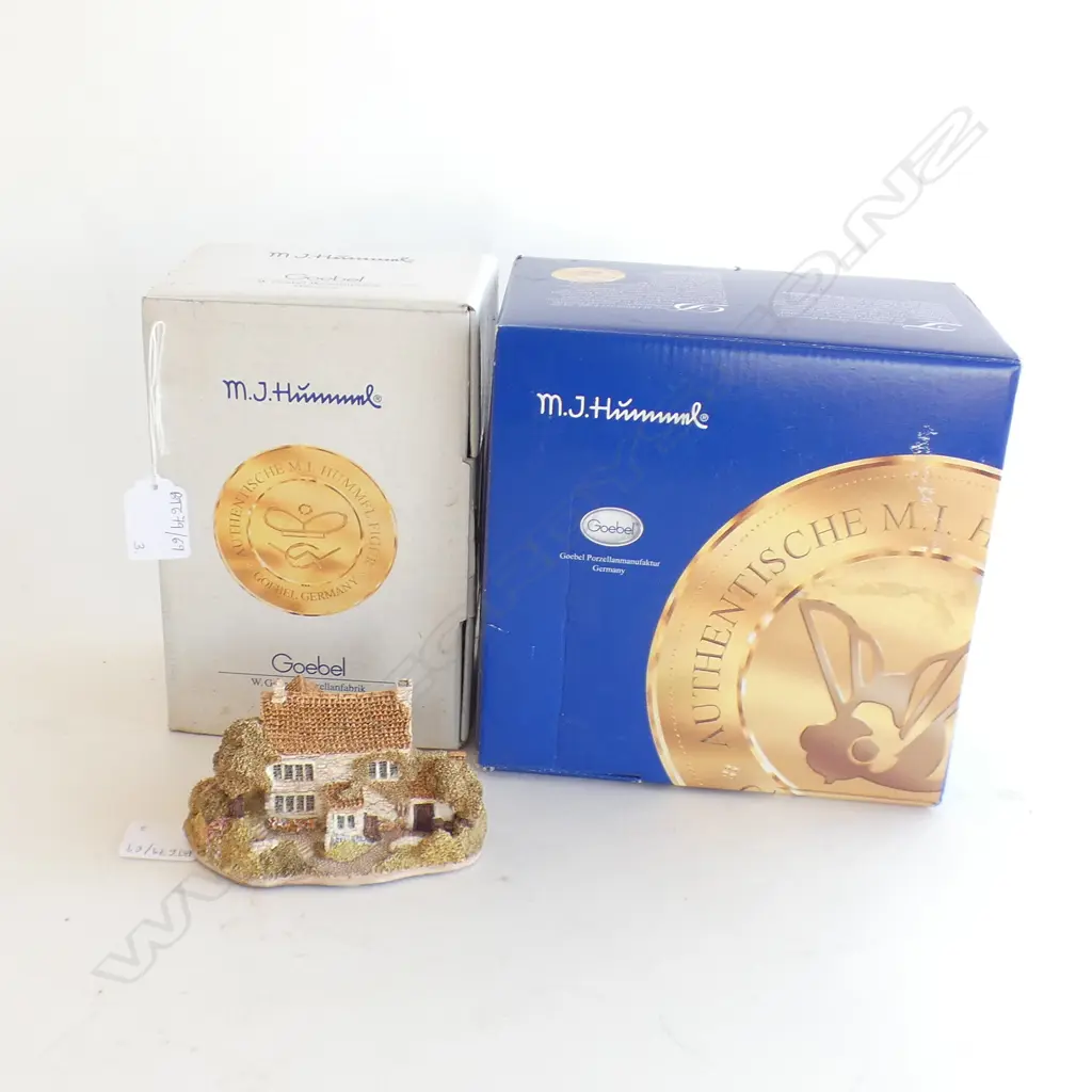 2 BOXED HUMMEL FIGURINES; PLAYFUL PALS & LOAD OF FUN H.105mm + LILLIPUT LANE 'HOLME DYKE'  Image 1++