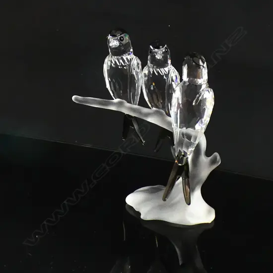SWAROVSKI CRYSTAL 3 SWALLOWS ON A BRANCH H80MM - IN ORIGINAL BOX WITH SLEEVE