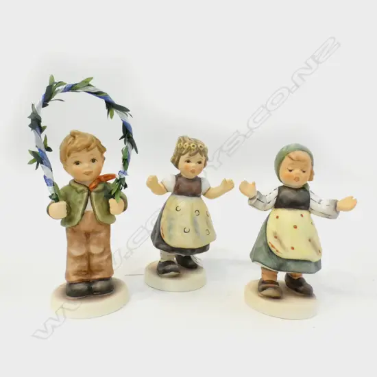 3 HUMMEL FIGURINES ALL BOXED; SPRING SWEETHEART / SPRING LOVE / SPRING FANCY H.110mm