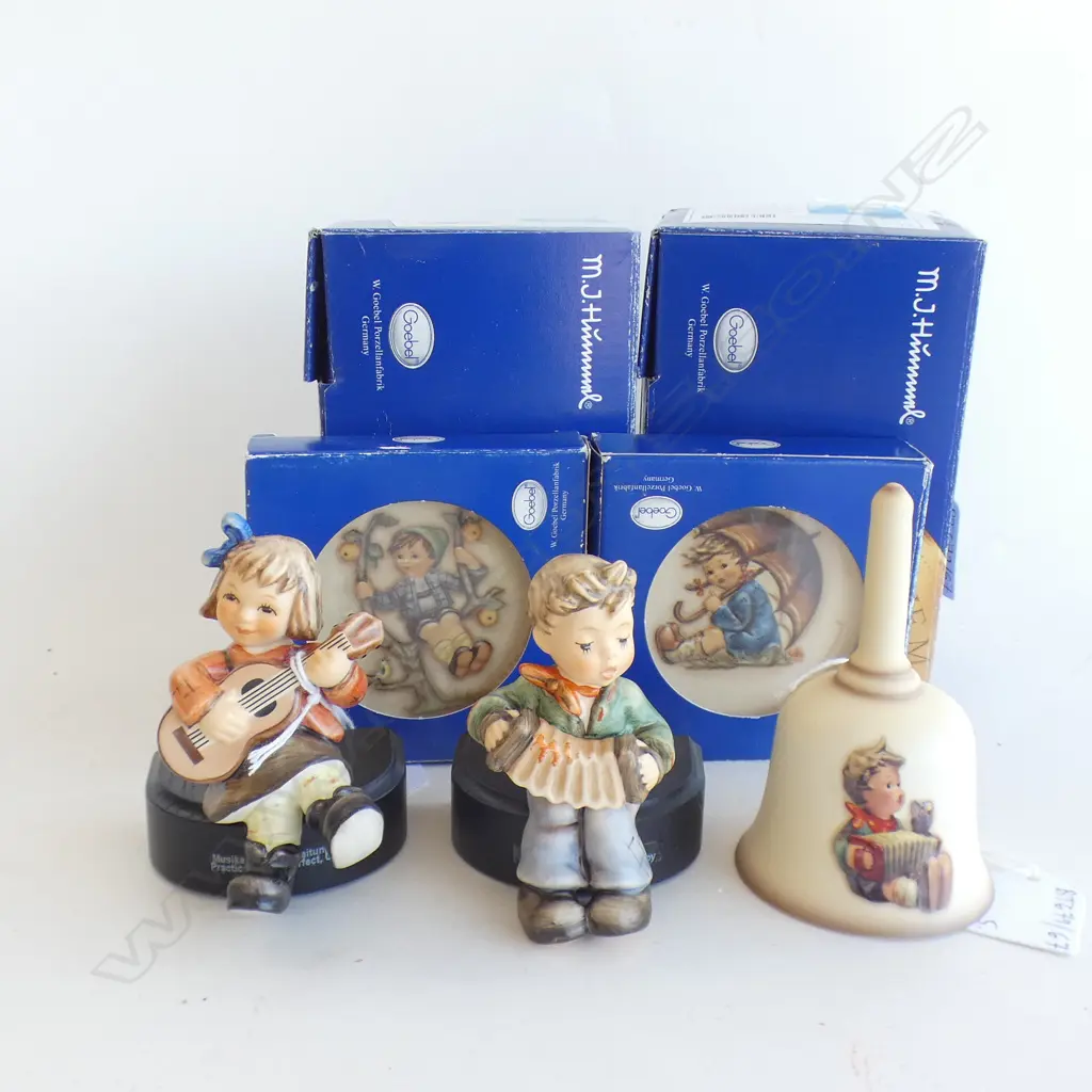 5 HUMMEL PCES; 2 BOXED FIGURINES (PRACTICE MAKES PERFECT BOY & GIRL) + 2 PIN DISHES & BELL Image 1++