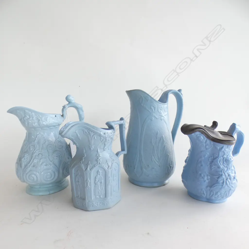 4 ANTIQUE BLUE DRABWARE JUGS H.175mm (2 w. OLD REPAIRS) Image 1++