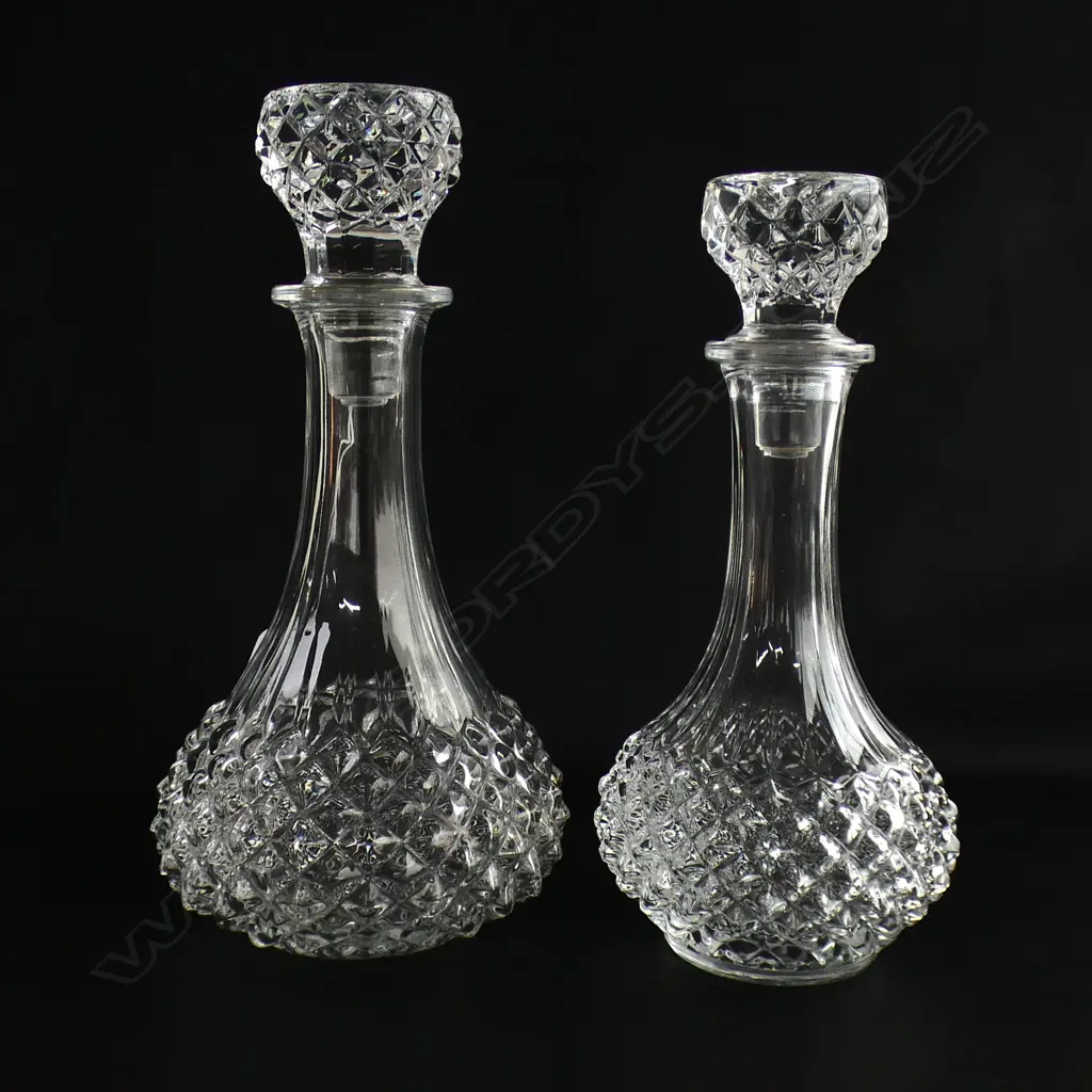 PR GRADUATED CUT GLASS DECANTERS H 250 & 275MM Image 1++