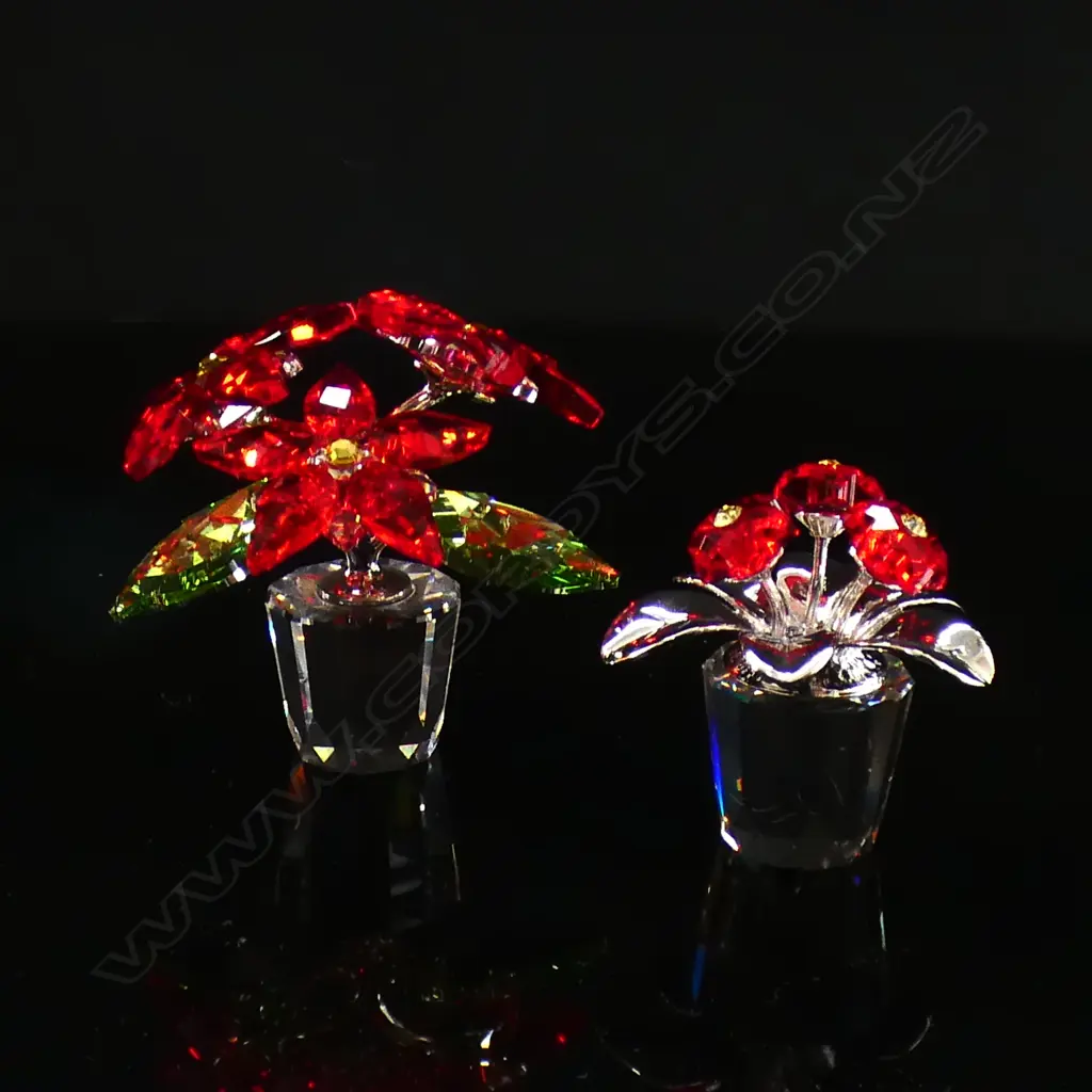 2 SWAROVSKI CRYSTAL POTS OF FLOWERS (H30MM & 45MM) BOTH IN ORIGINAL BOXES W SLEEVES Image 1++