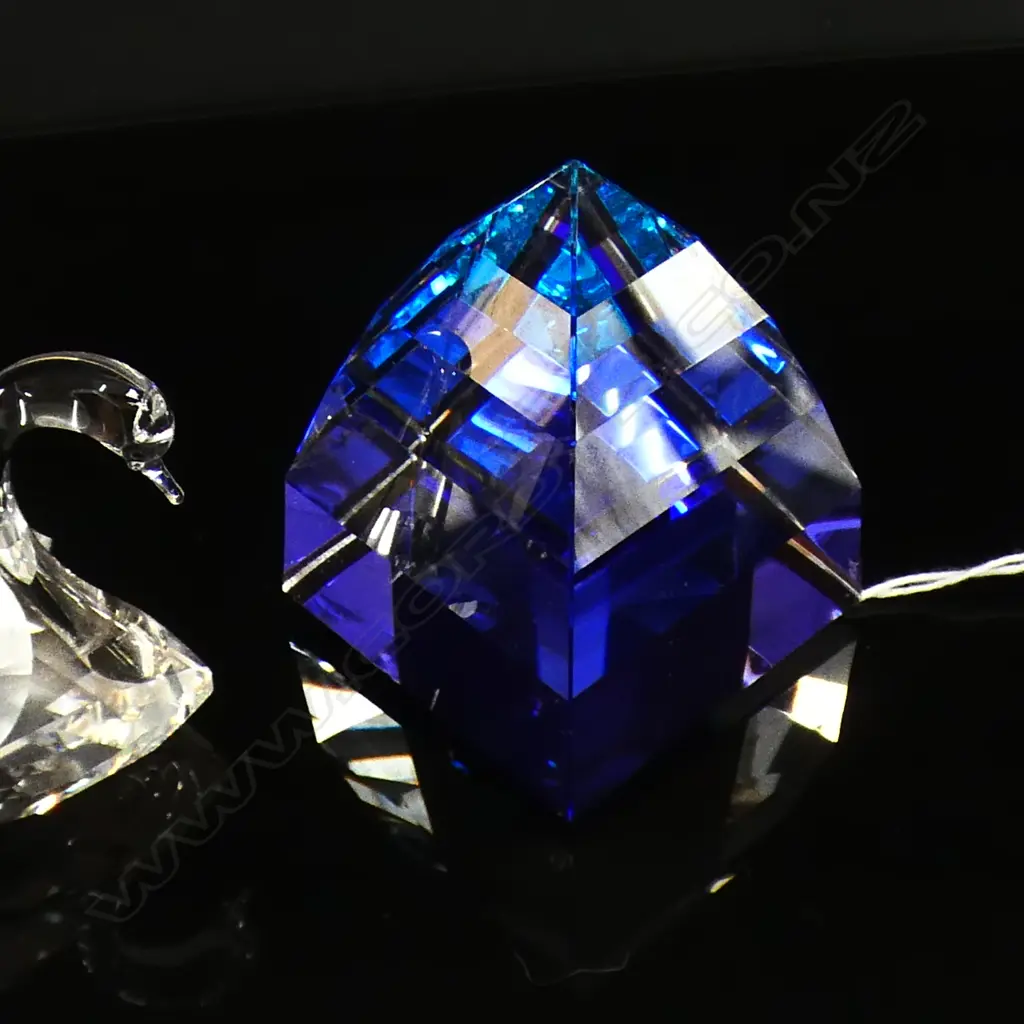 SWAROVSKI CRYSTAL SWAN (L70MM) & BLUE & PURPLE PRISM PAPERWEIGHT (H70MM) BOTH IN ORIGINAL BOXES Image 1++