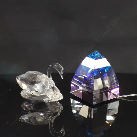 SWAROVSKI CRYSTAL SWAN (L70MM) & BLUE & PURPLE PRISM PAPERWEIGHT (H70MM) BOTH IN ORIGINAL BOXES